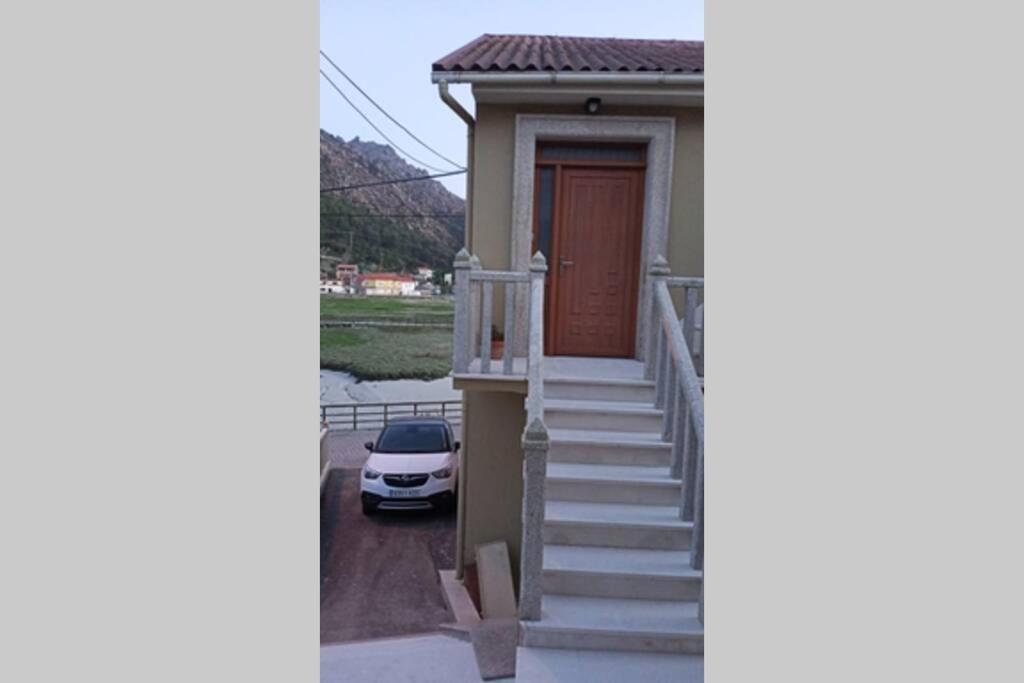 Fogar No Mar Villa O Pindo Exteriör bild