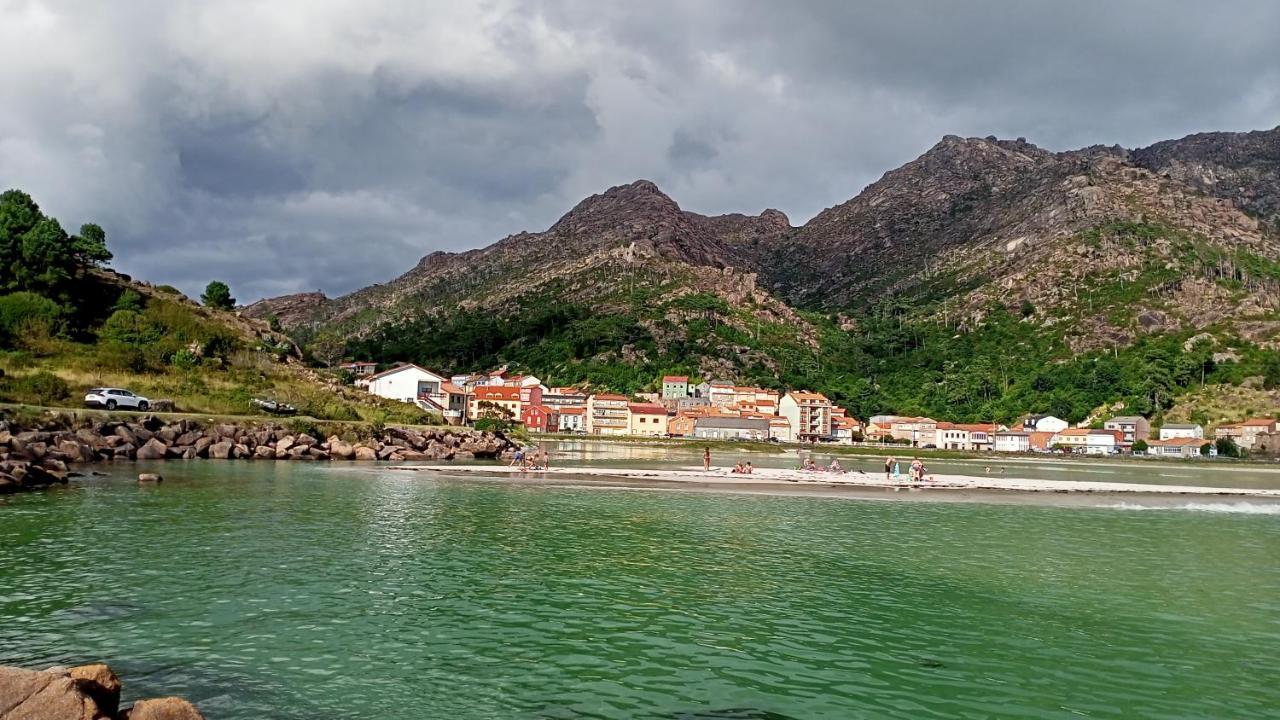 Fogar No Mar Villa O Pindo Exteriör bild